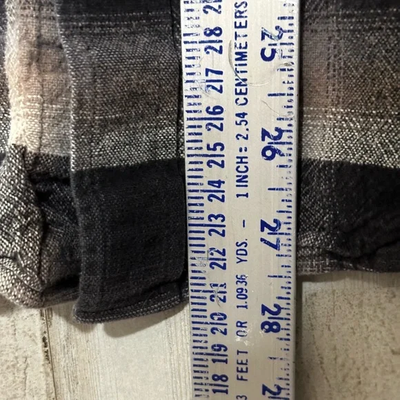 Pendleton Mason Button Up - Picture 5 of 6